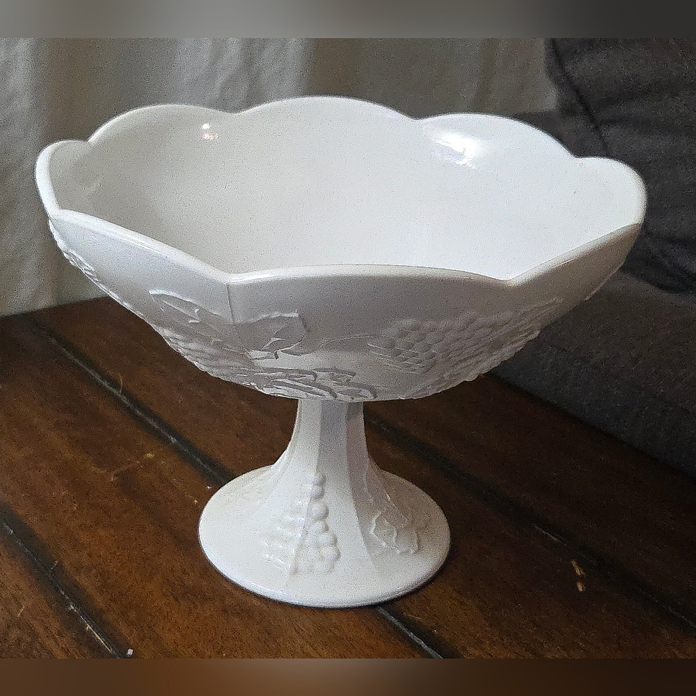 Elegant White Pedestal Bowl
